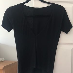 👑Brandy Melville low cut shirt👑